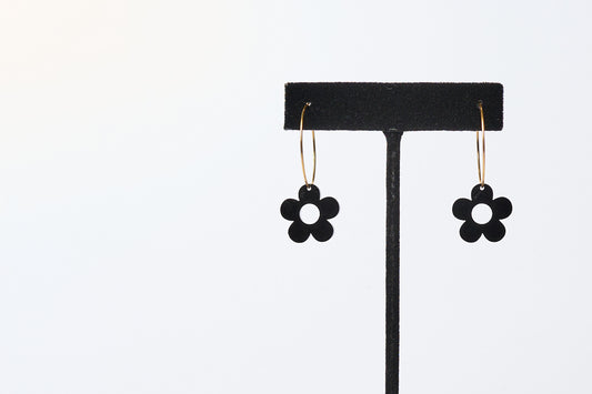 Mini Daisy Hoop Dangle